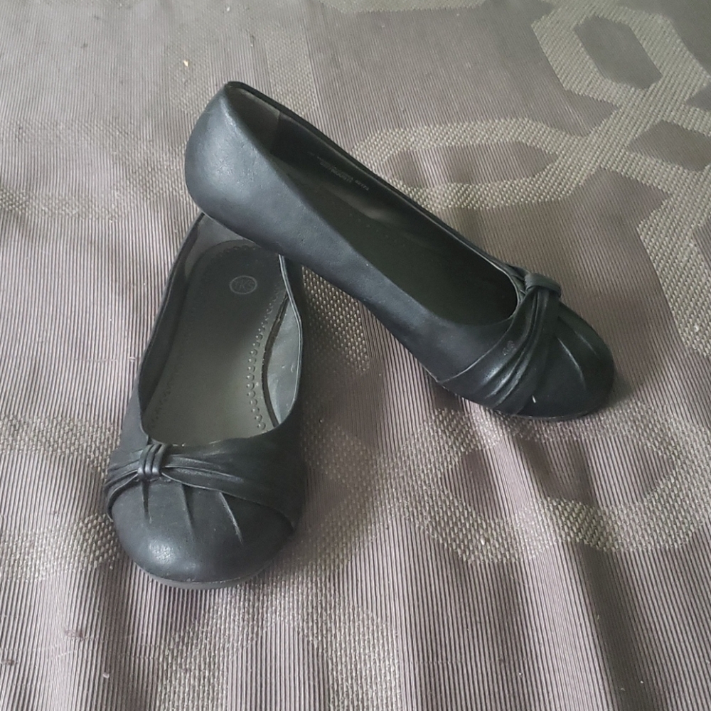 Black Ballet Flats